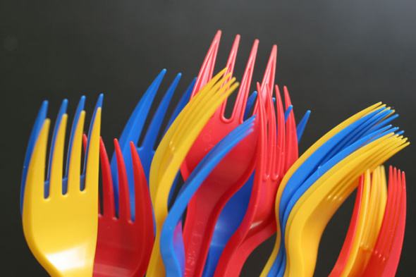 1639982053276240.jpg 塑料制品