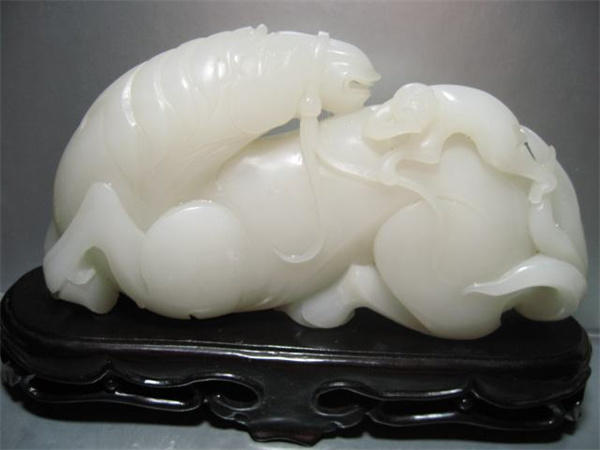 1644573185539906.jpg 羊脂玉