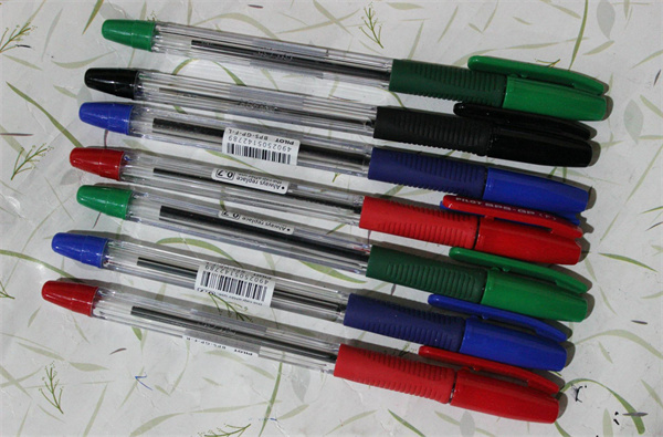 1646043668890380.jpg 圆珠笔