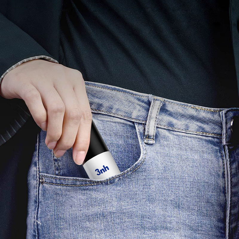 轻松放入口袋,随身携带